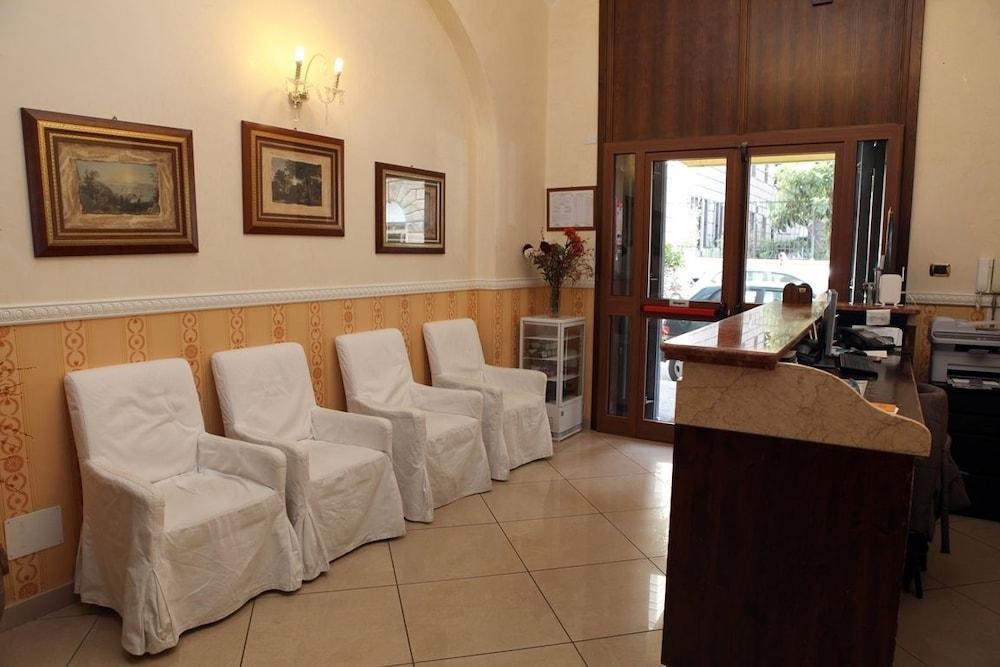 Hotel Hollywood Rome Buitenkant foto
