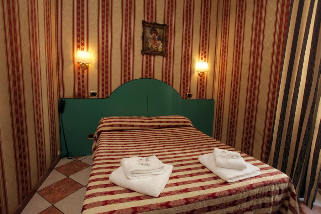 Hotel Hollywood Rome Buitenkant foto