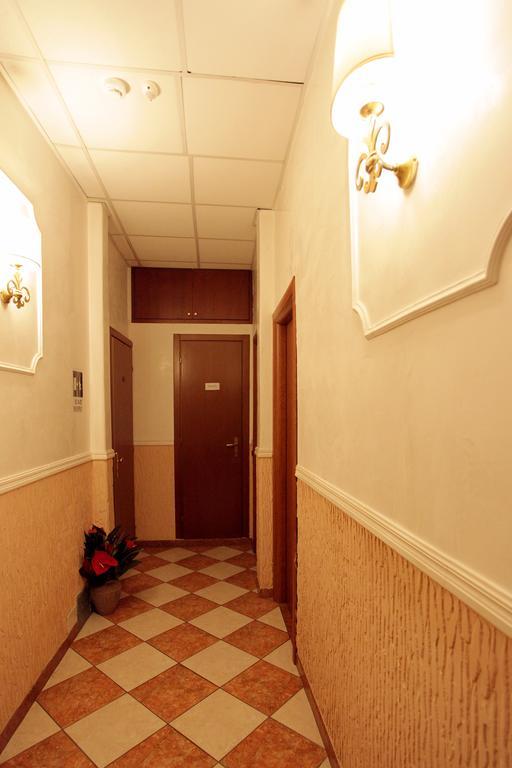 Hotel Hollywood Rome Buitenkant foto