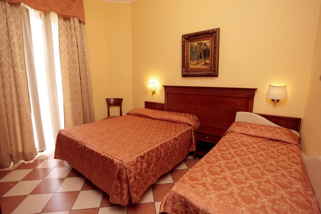 Hotel Hollywood Rome Buitenkant foto