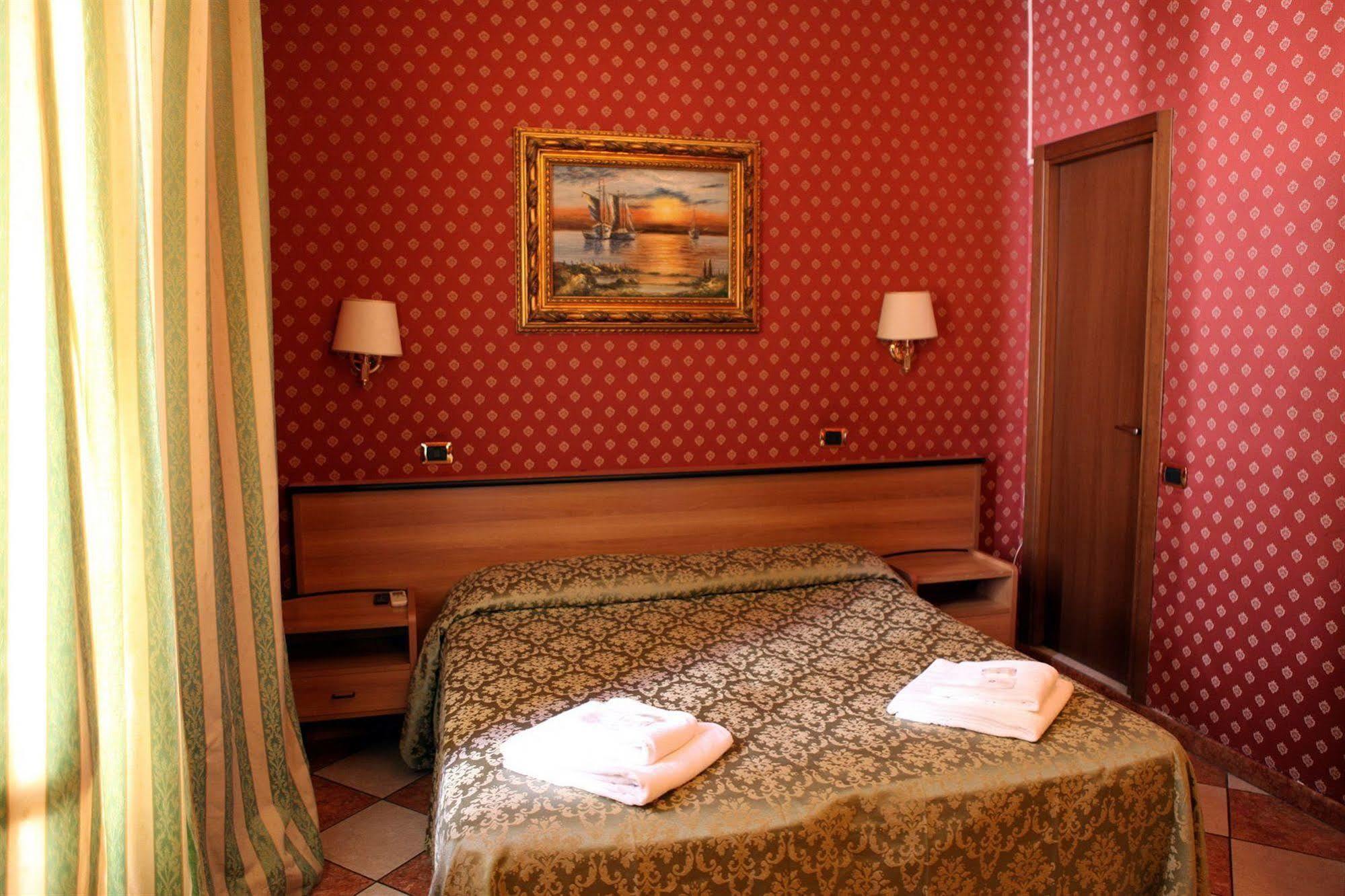 Hotel Hollywood Rome Buitenkant foto